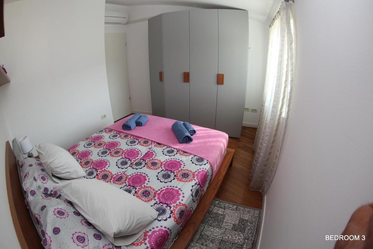 Luxury Marina View Apartment Izola Eksteriør bilde